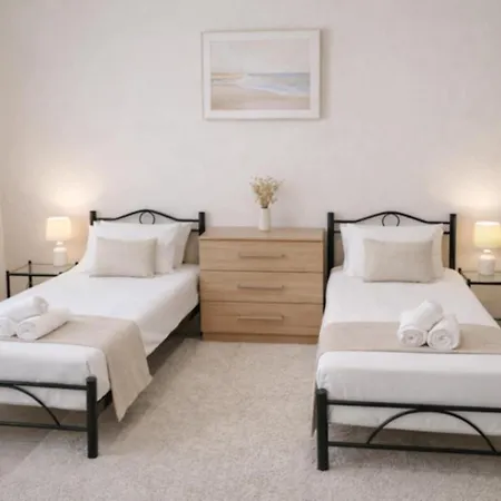 Yviome Rhodes Escape Apartamento